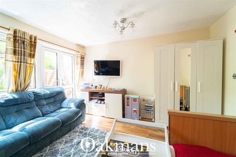 60 Roseland Way, Birmingham, B15 1HD