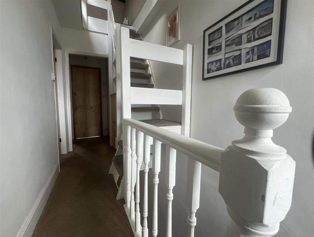 Landing & Stairs