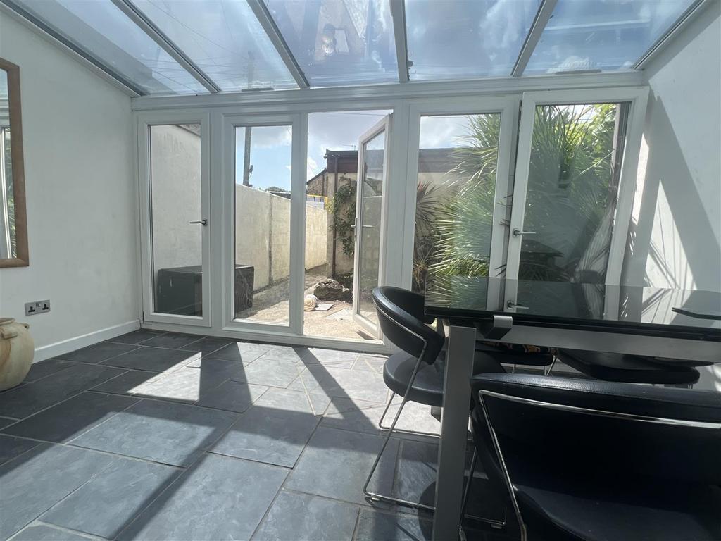 Dining Room/Sun Room