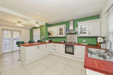 36 Culvert Lane, Uxbridge, UB8 2XB