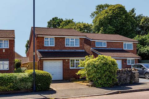 3 bedroom detached house for sale, California Road, Gloucestershire BS30