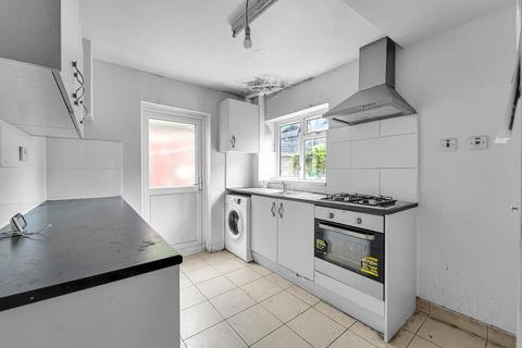 19 Elm Road, Feltham, TW14 8EP