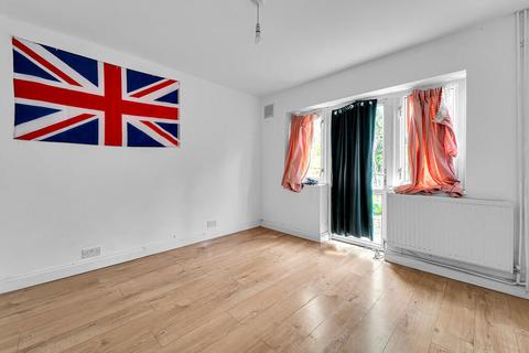 19 Elm Road, Feltham, TW14 8EP
