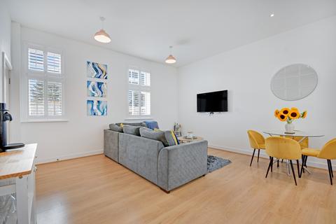 2 bedroom flat for sale, Mary Munnion Quarter, Chelmsford
