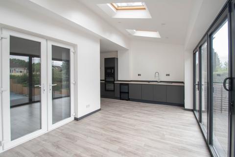 6 bedroom semi-detached house for sale, Forest Road, Oldbury, West Midlands, B68