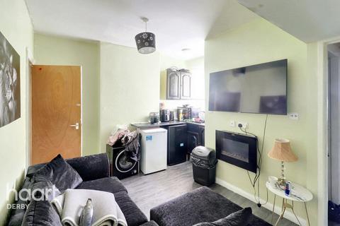 4 bedroom terraced house for sale, Young Street, Derby