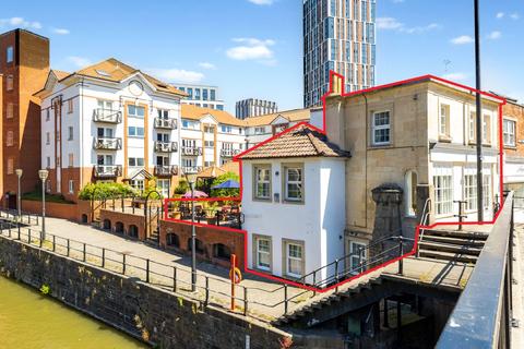 3 bedroom mews for sale, Ferrymans Court, Queen Street, St Philips, Bristol, BS2