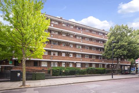 2 bedroom flat for sale, Mayville Estate, London