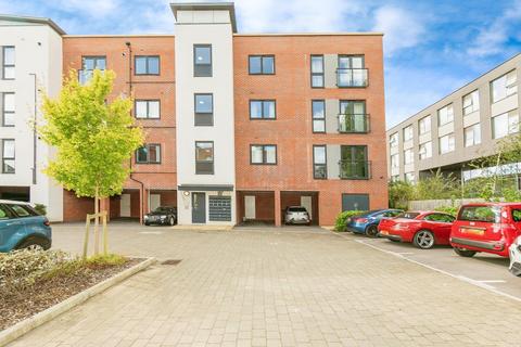 2 bedroom apartment to rent, Elvian Close, Reading, RG30