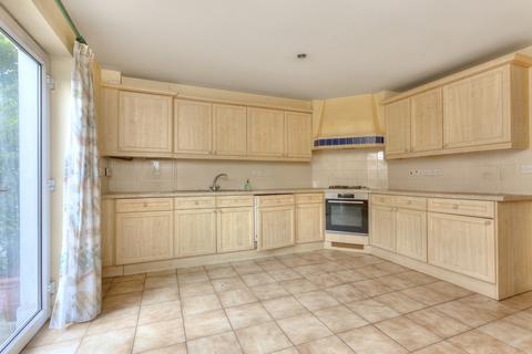 3 bedroom flat for sale, The Strand, Brighton, BN2