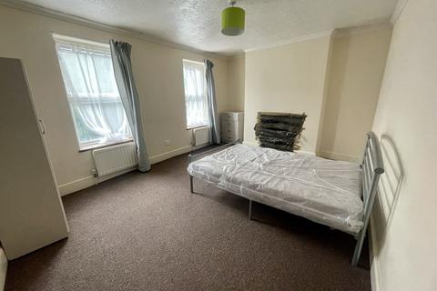 undefined, Milton Road, Gravesend DA12
