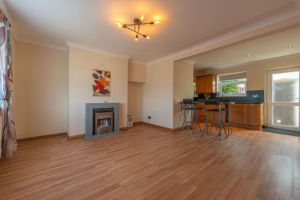 Living/Dining room