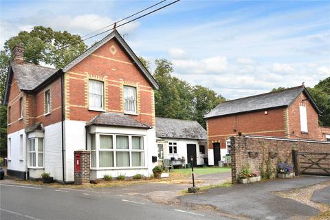 undefined, Horne, Horley, Surrey, RH6
