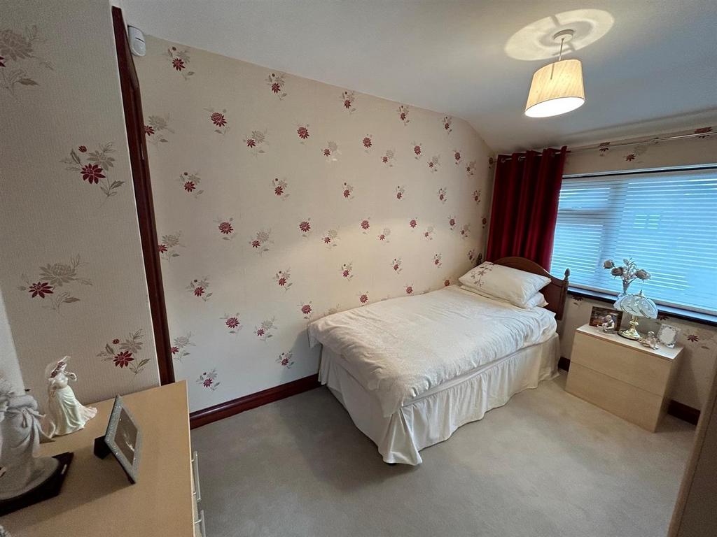 Bedroom3.jpg
