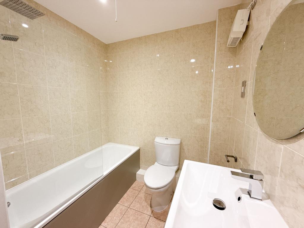 Main Bathroom