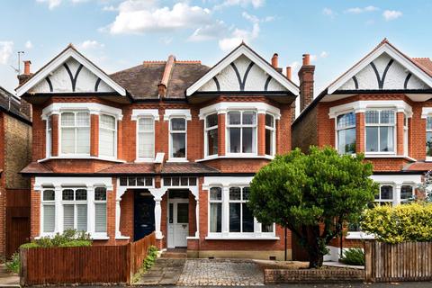 4 bedroom semi-detached house for sale, Woodwarde Road, London, SE22