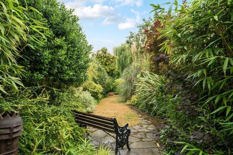 4 bedroom semi-detached house for sale, Woodwarde Road, London, SE22