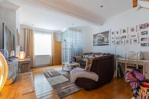 undefined, Glamorgan Street, Cardiff CF5