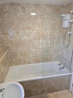 1 bedroom in a house share to rent, 8 Calder Close, Corby, NN17