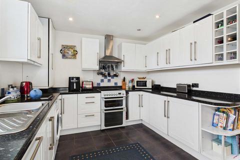 undefined, Foster Crescent, Kinver