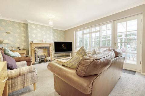 4 bedroom semi-detached house for sale, St. Pauls Gardens, Billericay, Essex, CM12