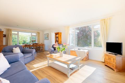 3 bedroom bungalow for sale, Puffins