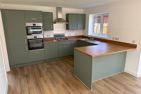 4 bedroom detached house for sale, walmer way , Milton keynes , MK4