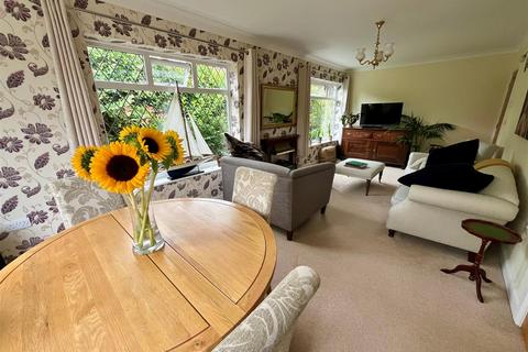 3 bedroom detached house for sale, Rawdale Close, South Cave, Brough