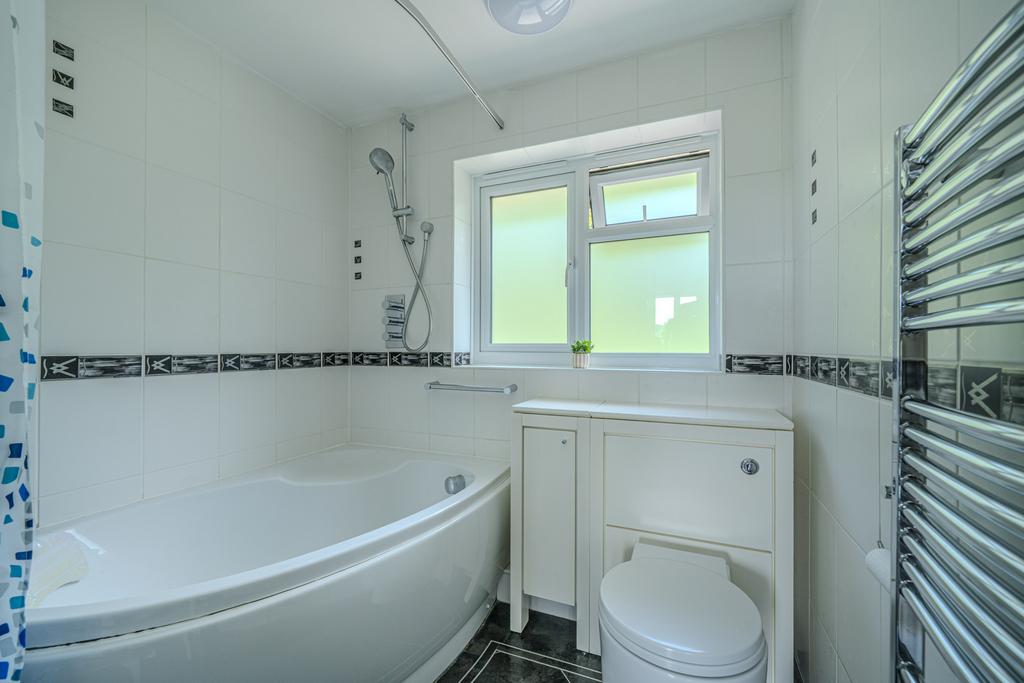 8-Gaveston-Drive-1013