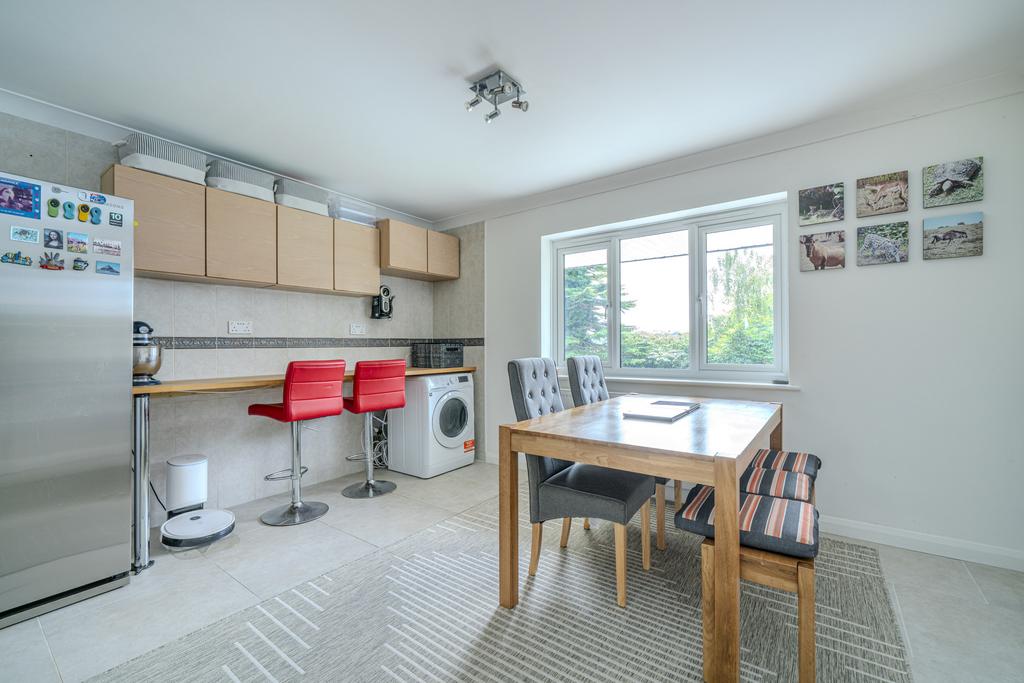 8-Gaveston-Drive-1022