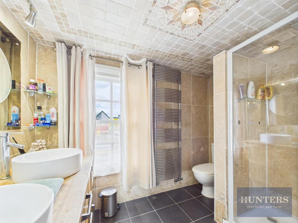 Bedroom One En-Suite