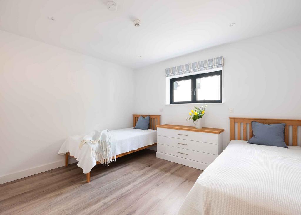 67e6ae3e479a8 Beachside-3-28