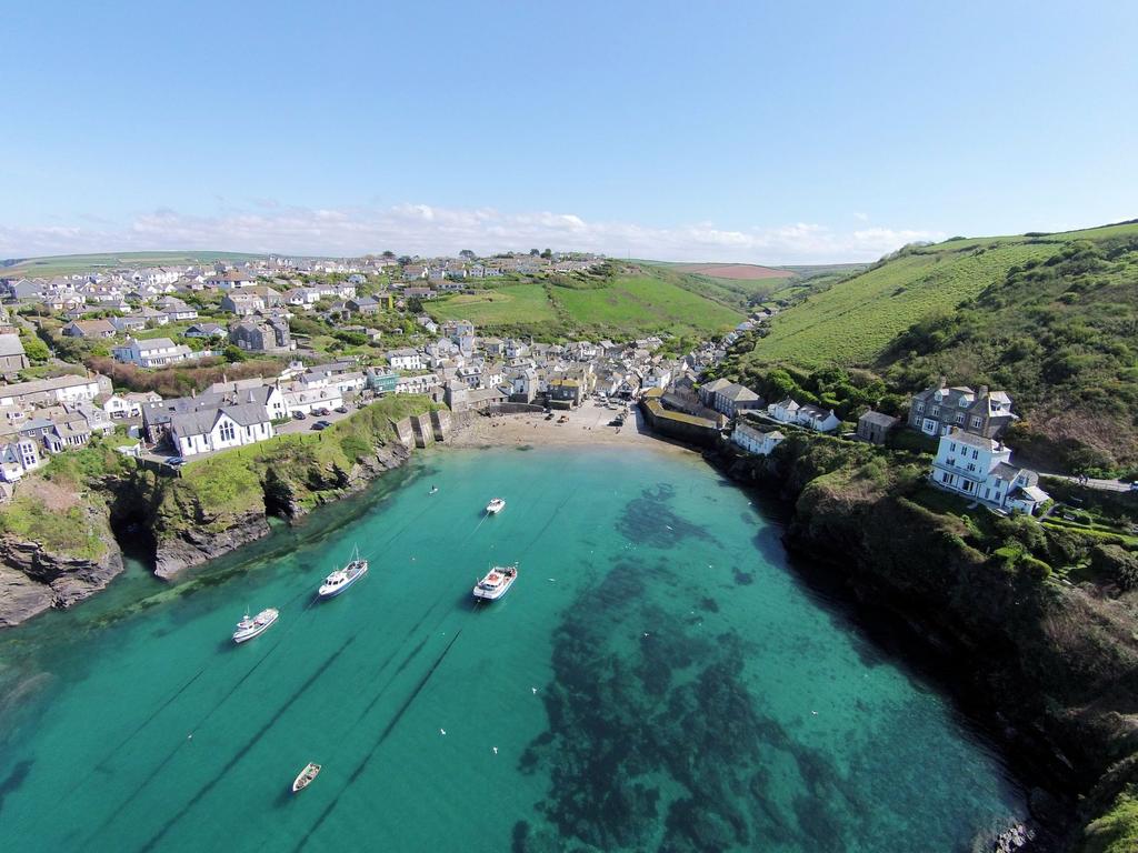 67f8e0223d253 Port Isaac Drone DJI00012 lowres