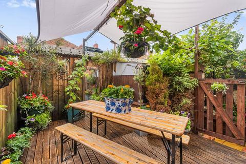 4 bedroom terraced house for sale, Dentons Green Lane, Dentons Green, WA10