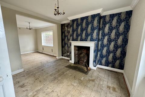5 bedroom farm house for sale, Main Road, Thorngumbald, HU12 9LY