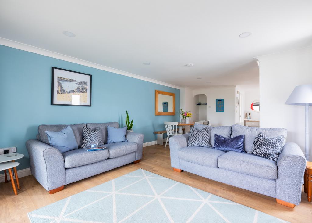 6759c034ae772 St Moritz Villas 7-24