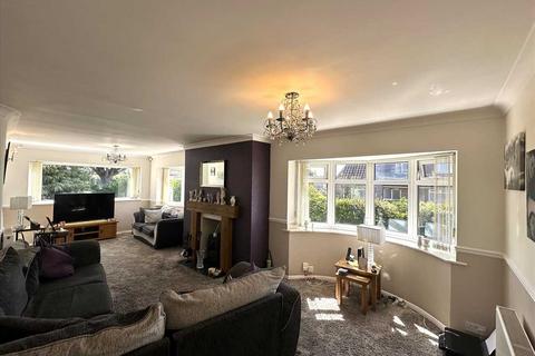 2 bedroom detached bungalow for sale, Scunthorpe DN16