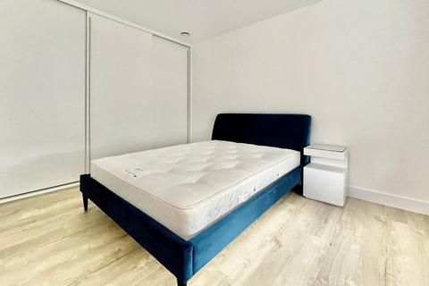 1 bedroom apartment to rent, Eddington Avenue, Cambridge CB3
