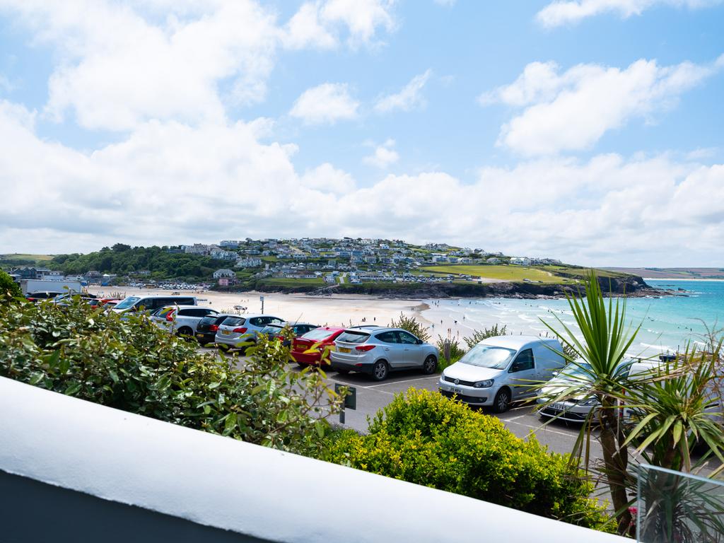 667298973b168 Penhale EXT-6