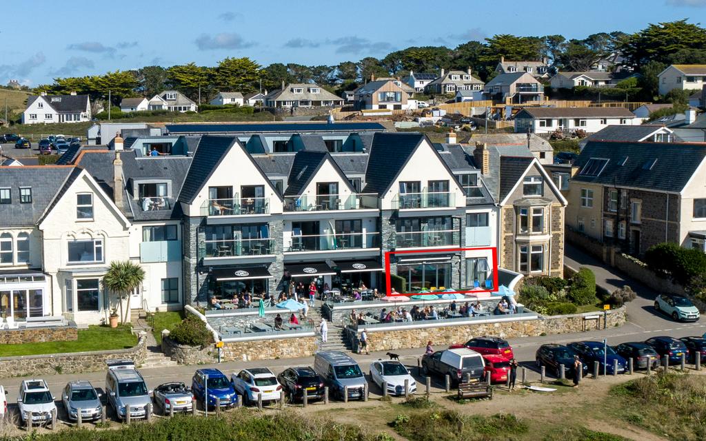 66608e005aa78 Atlantic House Drone-60