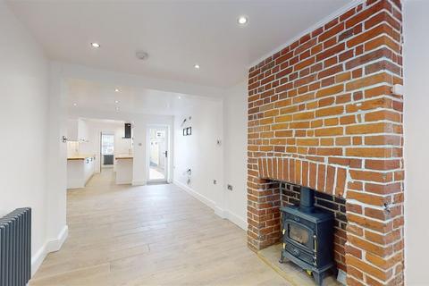 2 bedroom terraced house to rent, St. Peters Place, Canterbury, Kent, CT1