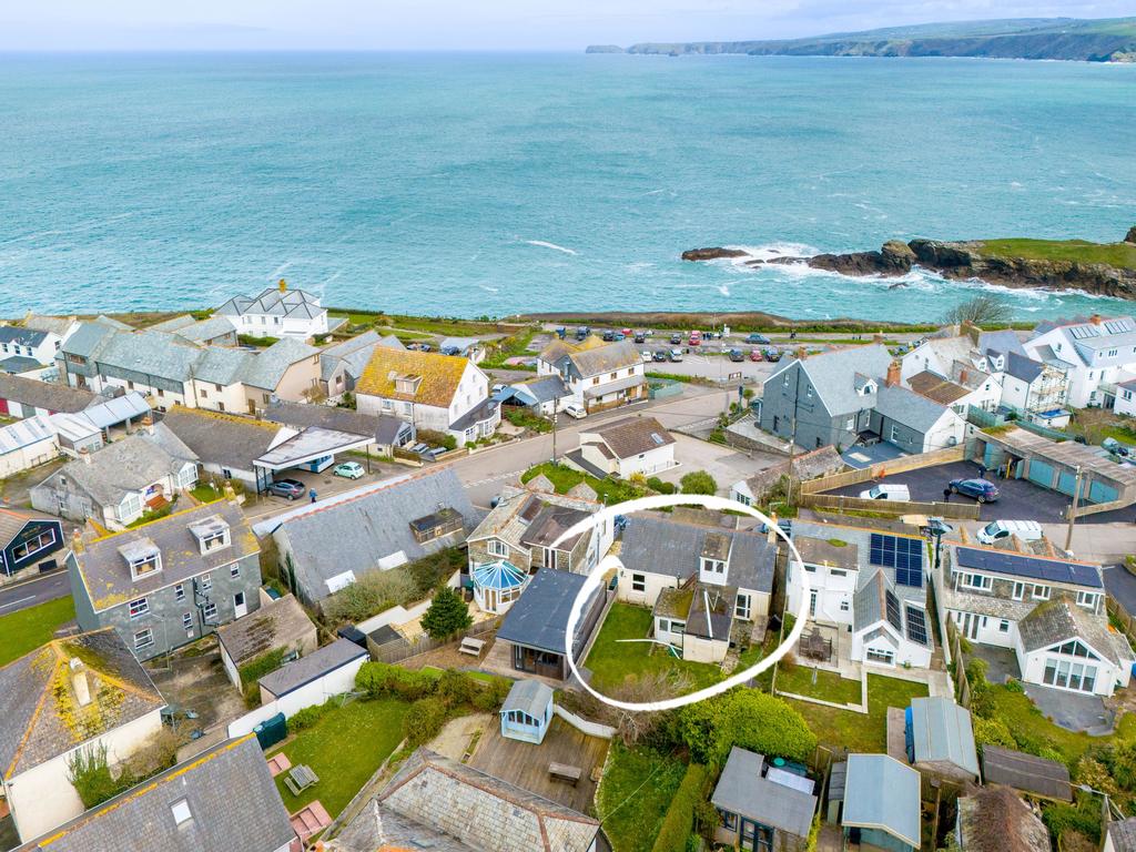 6603fedc9ac5b Low Res Tintagel Terrace 4-8 circle