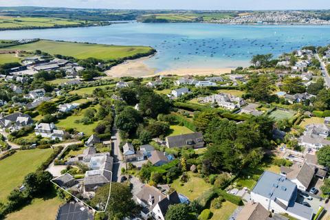 4 bedroom cottage for sale, 1 Porthilly Cottages