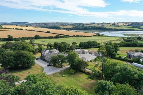 undefined, Trewornan Manor
