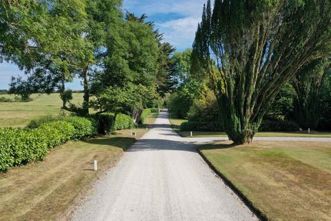 undefined, Trewornan Manor