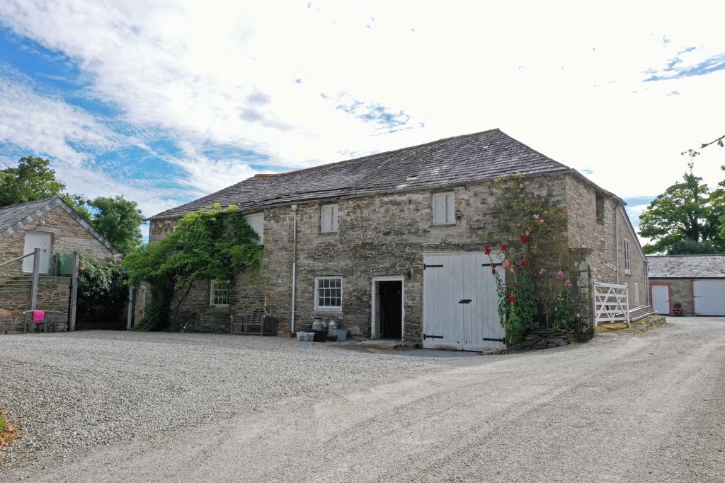 62d01dd4b1572 TM-Millhouse-external