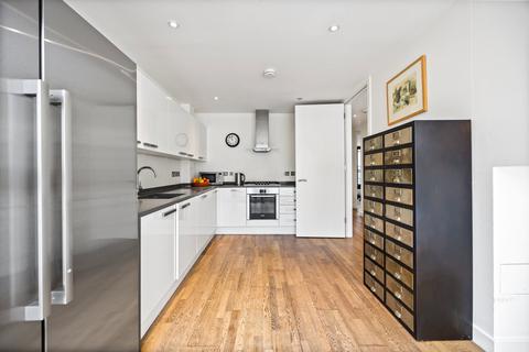 Flat 3, 6 Regent Street, London, NW10 5LG
