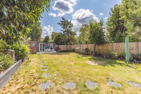 Woodlea Cecil Road, Iver, SL0 9PS