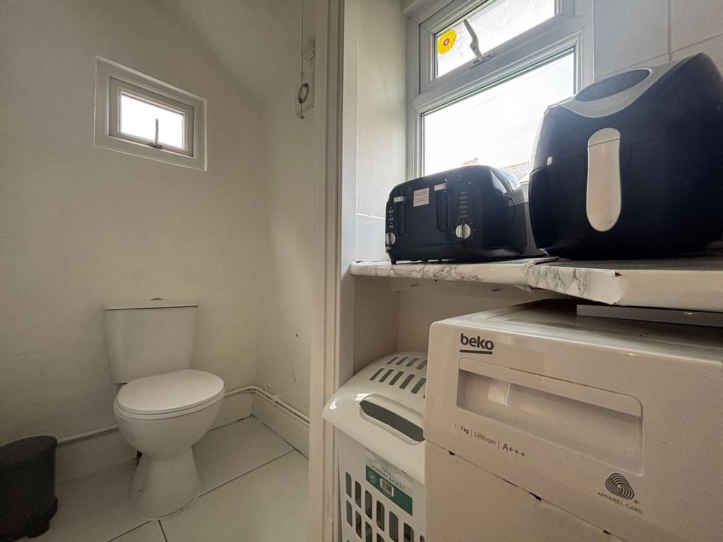 Utility Room/WC