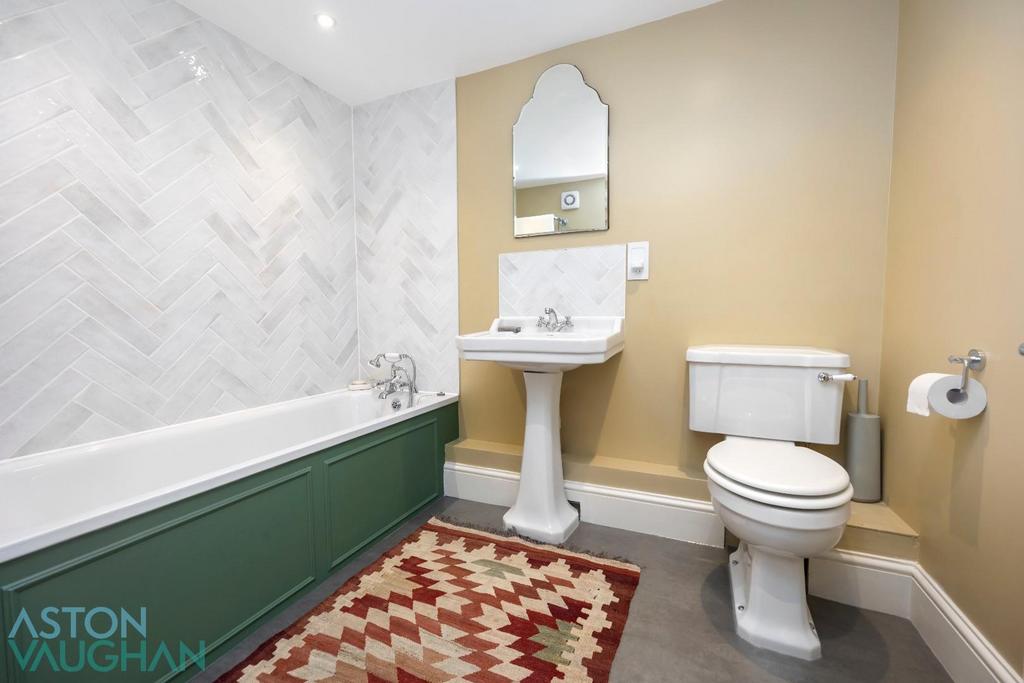 Sussex Square Flat 3-003.JPG